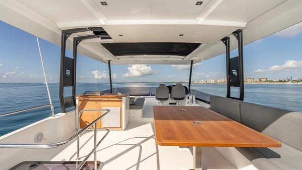 Fountaine-pajot MY-6 image