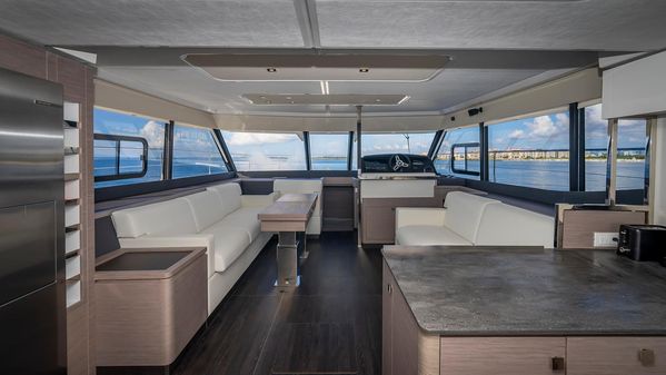 Fountaine-pajot MY-6 image