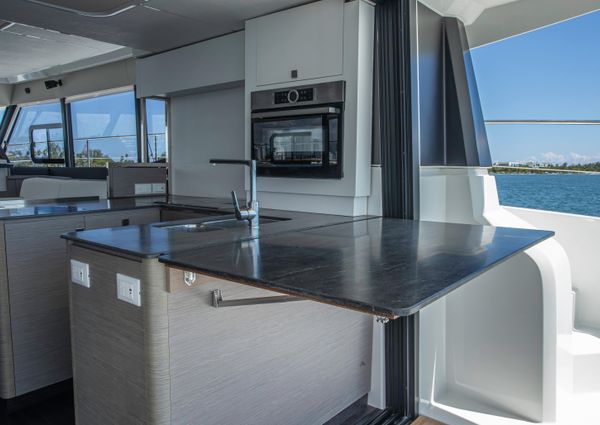 Fountaine-pajot MY-6 image