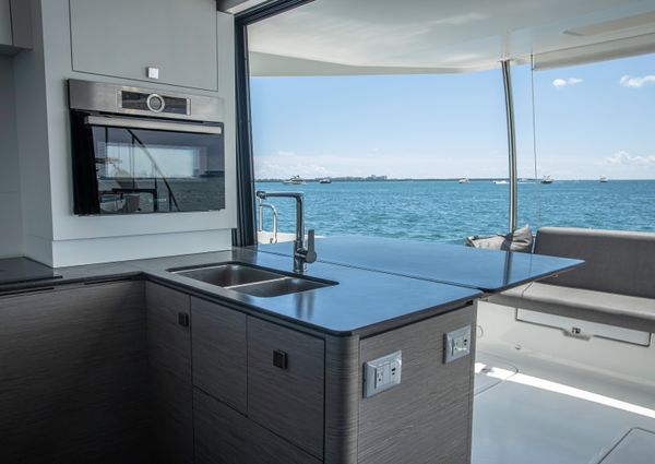 Fountaine-pajot MY-6 image