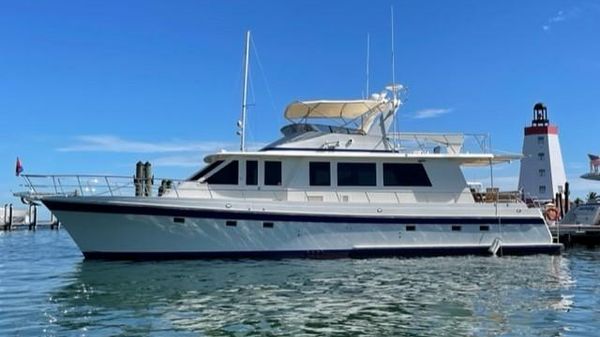 Offshore Yachts Flushdeck