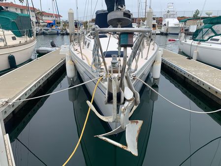 Catalina Morgan 44 Center Cockpit image