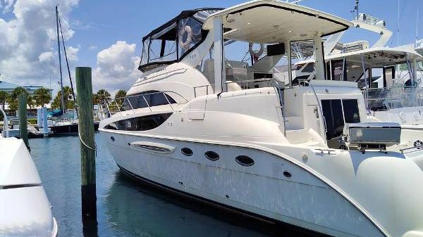 Meridian 459 Motor Yacht
