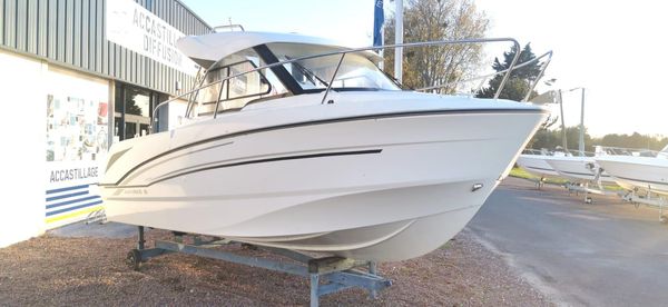 Beneteau Antares 6 image