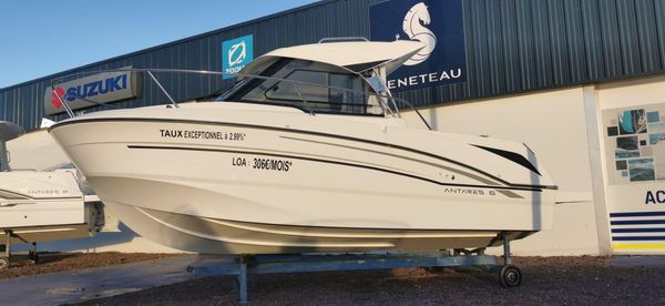 Beneteau Antares 6 image