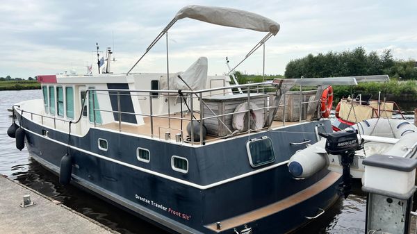 Drentsche Kotter Trawler Front Sit 