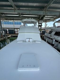 Hatteras 52 Convertible image