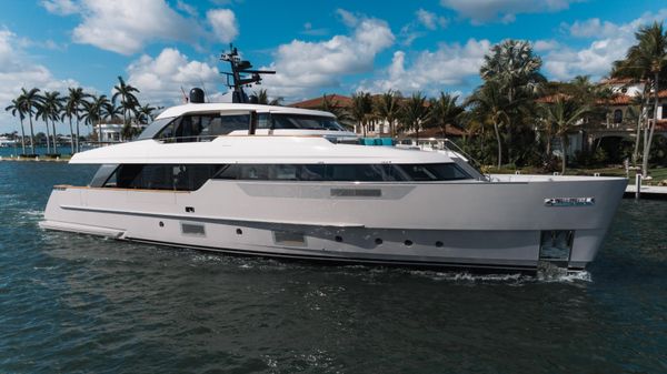 Sanlorenzo SD96 