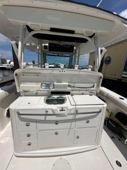 Boston Whaler 350 Outrage image