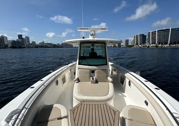 Boston Whaler 350 Outrage image