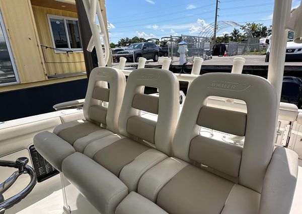 Boston Whaler 350 Outrage image