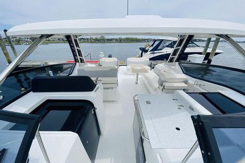 Aquila 32 Sport image