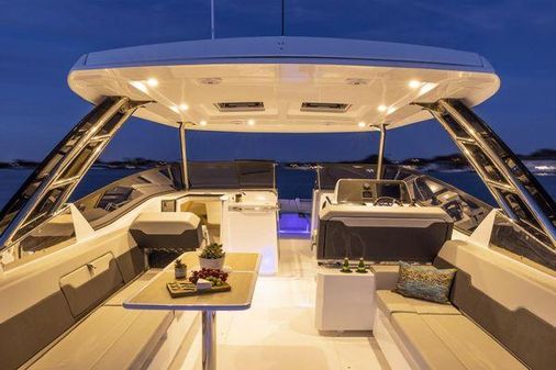 Aquila 32 Sport image