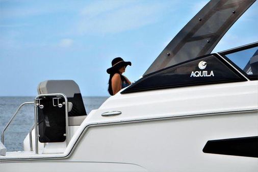 Aquila 32 Sport image