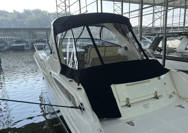 Sea Ray 330 Sundancer image