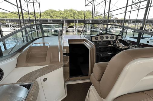 Sea Ray 330 Sundancer image