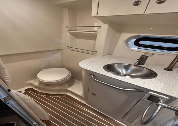 Sea Ray 330 Sundancer image