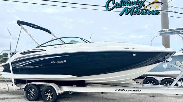 Hurricane SunDeck 2410 OB