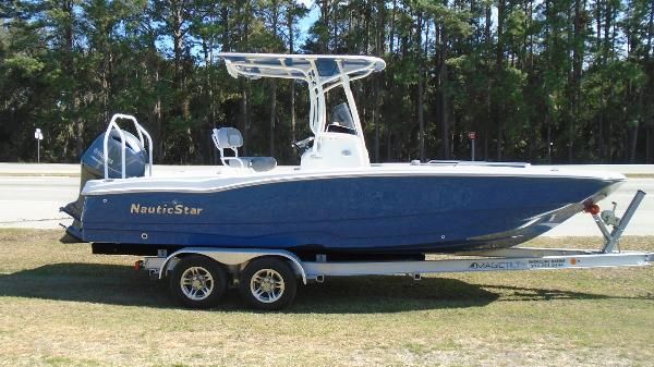 NauticStar 231 Hybrid 