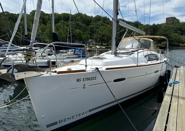 Beneteau 40 image