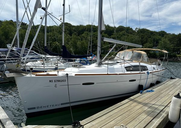 Beneteau 40 image