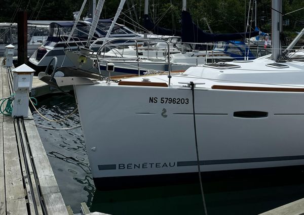 Beneteau 40 image