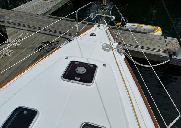 Beneteau 40 image