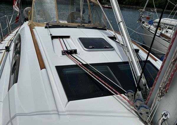 Beneteau 40 image