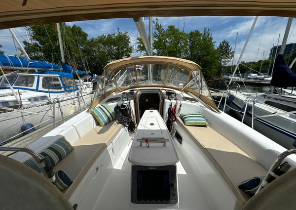 Beneteau 40 image