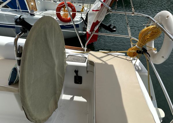 Beneteau 40 image