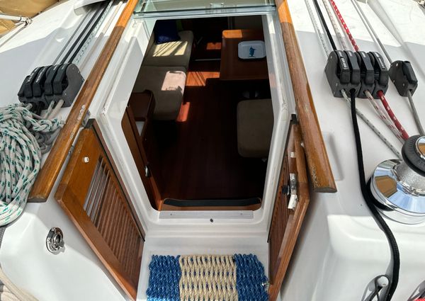 Beneteau 40 image