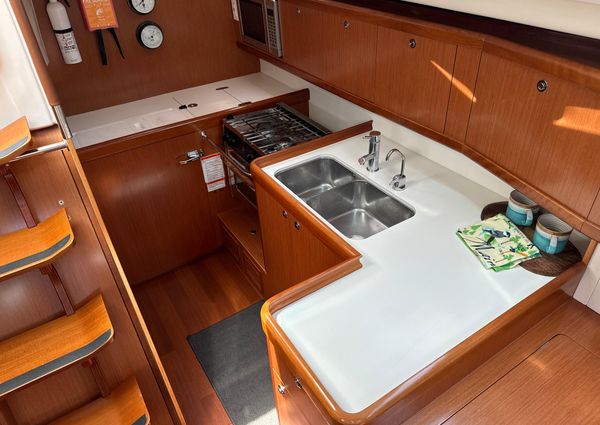 Beneteau 40 image