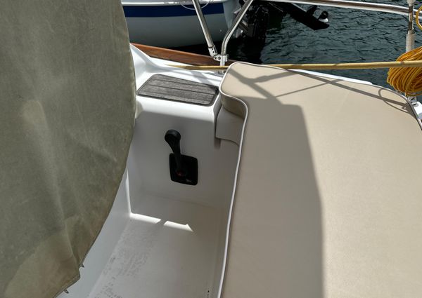 Beneteau 40 image