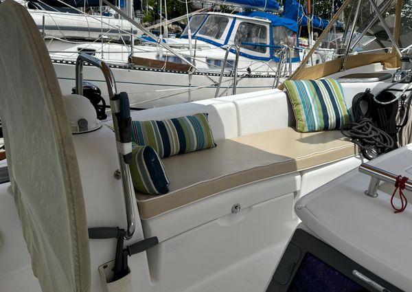 Beneteau 40 image