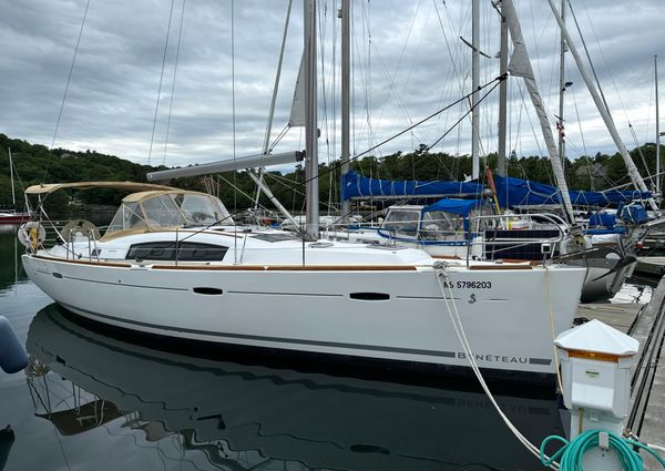 Beneteau 40 image