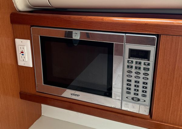 Beneteau 40 image