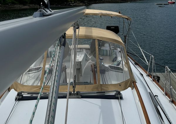 Beneteau 40 image