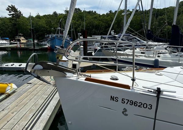 Beneteau 40 image