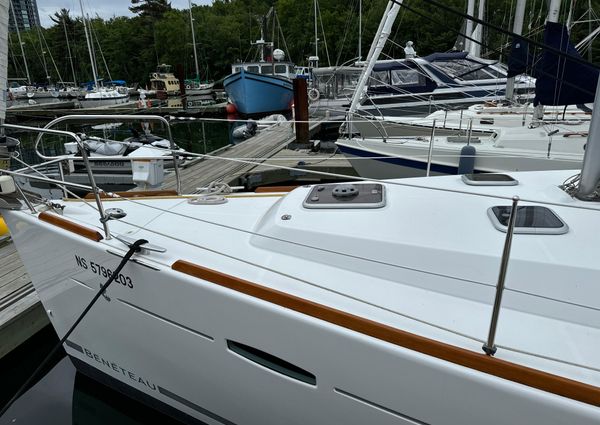 Beneteau 40 image