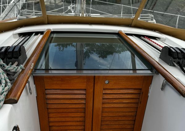 Beneteau 40 image