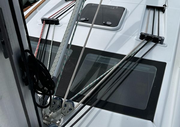 Beneteau 40 image