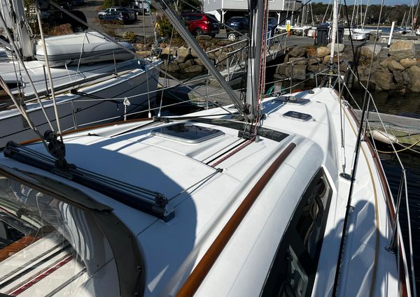 Beneteau 40 image