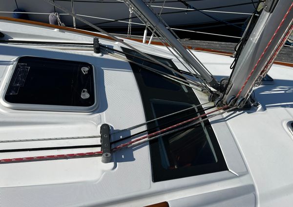 Beneteau 40 image