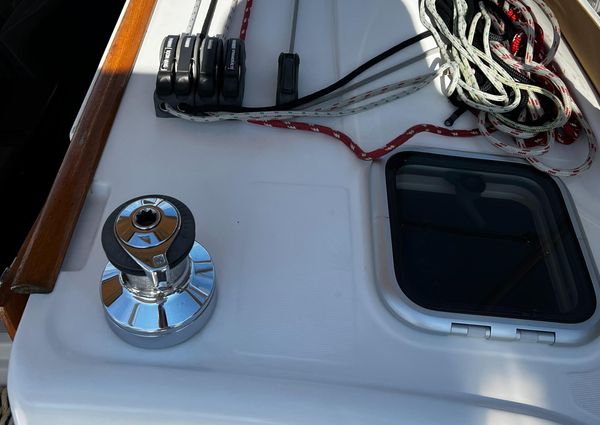 Beneteau 40 image