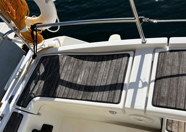 Beneteau 40 image