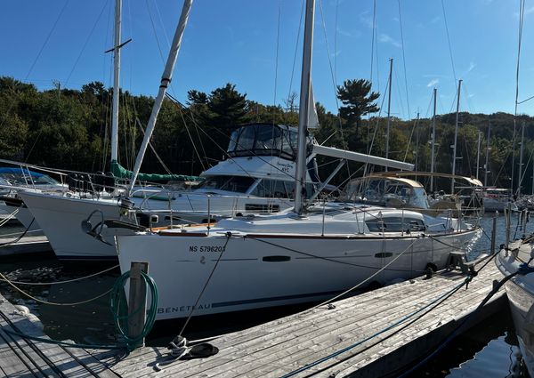 Beneteau 40 image