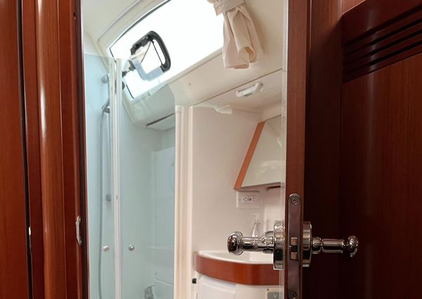 Beneteau 40 image