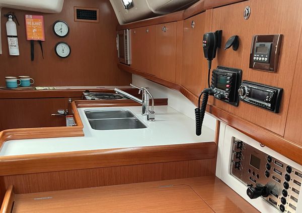 Beneteau 40 image