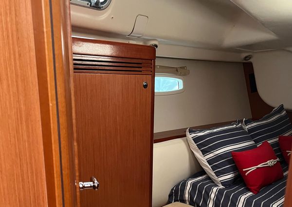 Beneteau 40 image