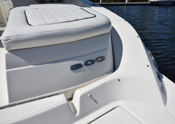 Sea Ray 300 SLX image